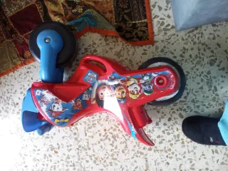 Moto correpasillos infantil Paw Patrol
