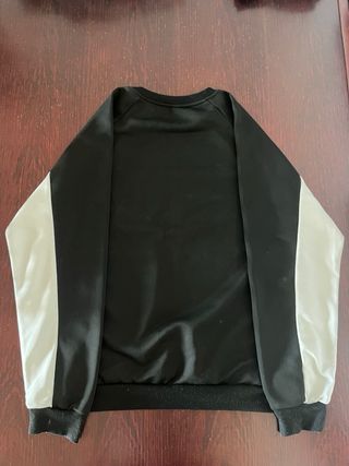 Sudadera Sincere Negra y Blanca