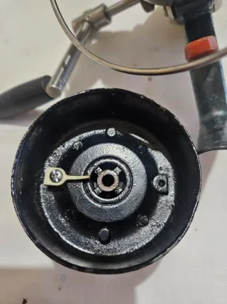 Carrete de pesca Shimano antiguo