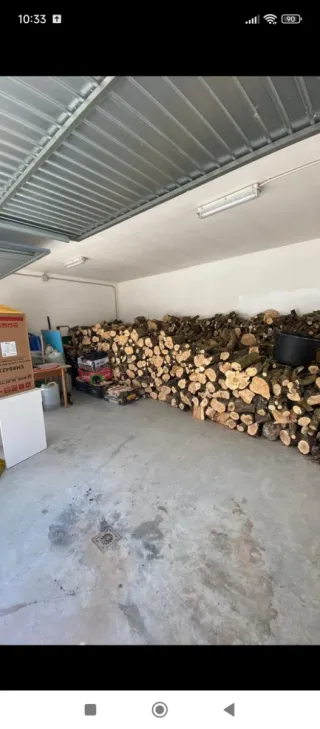 Dos cocheras juntas en Íllora