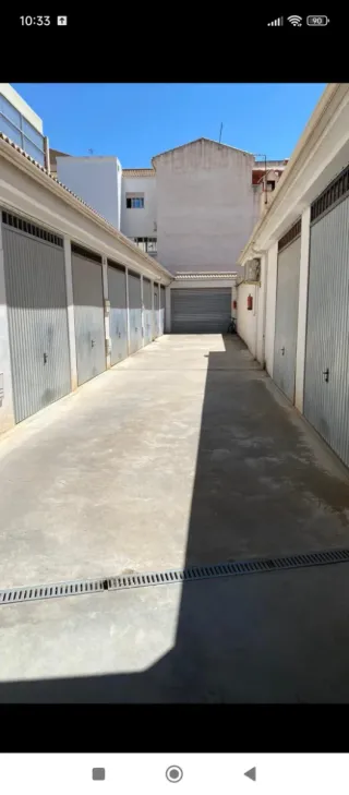 Dos cocheras juntas en Íllora