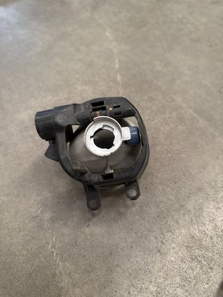 Antinieblas  Toyota Auris 2014