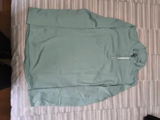 Forro polar azul cielo ajustado