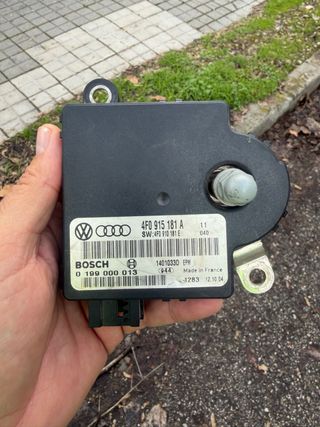 Módulo Control Batería Bosch 4F0 915 181 A