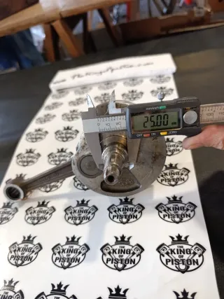 Albero motore Vespa originale.