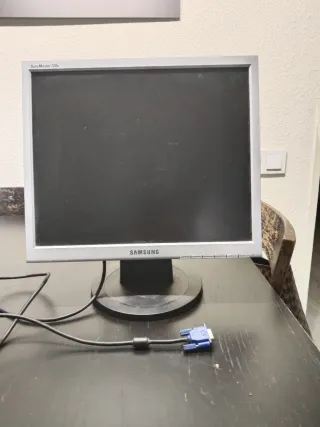 Equipo de ordenador antiguo