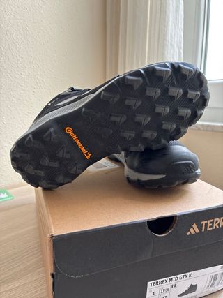 Stivali Adidas Terrex Mid Gore-Tex K Taglia 32