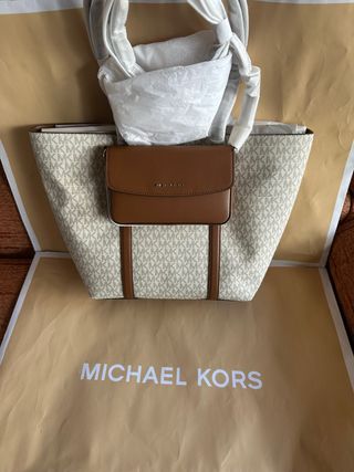 Bolso Michael Kors Beige y Cartera Marrón