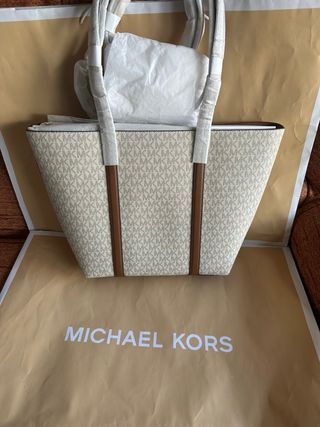Bolso Michael Kors Beige y Cartera Marrón