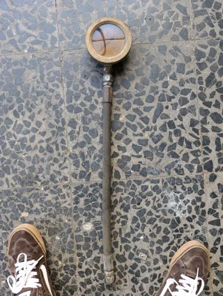 Manómetro AEM Presión maquinaria y tractores.