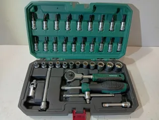 270° Carraca Giratoria PARKSIDE con Accesorios