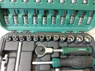 270° Carraca Giratoria PARKSIDE con Accesorios