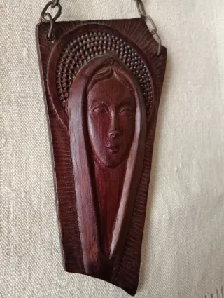 Madonnina scultura da parete in legno