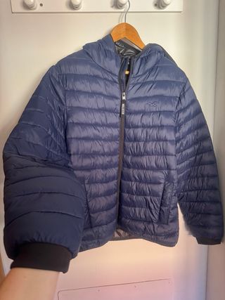 Chaqueta Hollister acolchada tipo bomber