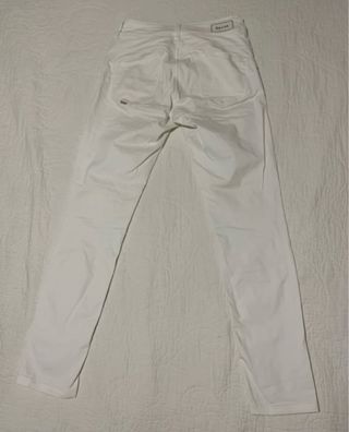 Pantalón pitillo blanco Salsa Push In Secret