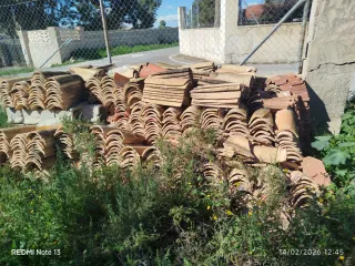 Lote tejas y ladrillo rústico