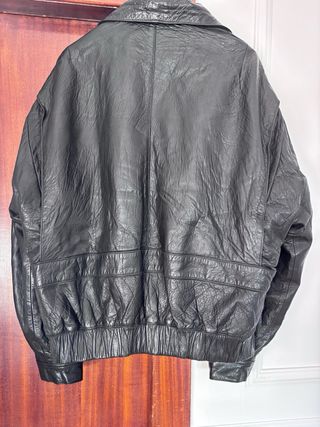 Chaqueta de piel vintage negra