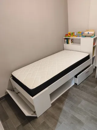 Cama juvenil 90cm + Somier + Colchón.