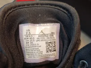 Jordan 1 Access negras y rojas – Talla 40.5