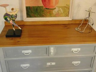 Cómoda antigua madera estilo años 50