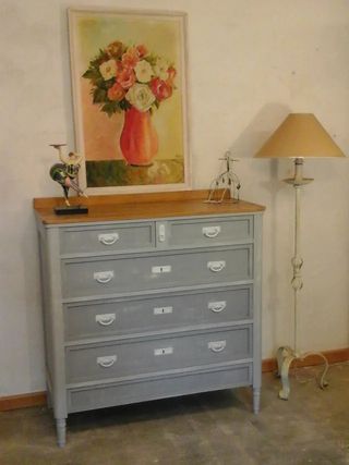 Cómoda antigua madera estilo años 50