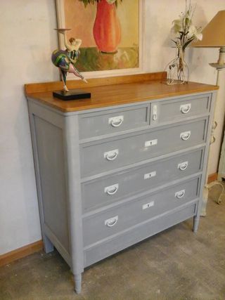 Cómoda antigua madera estilo años 50