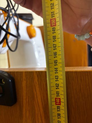 Librería modular con puertas lacadas