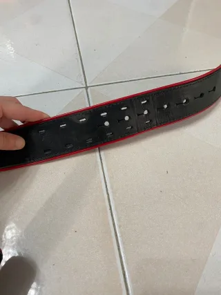 Fondina in pelle nera con cintura