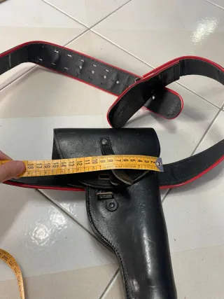 Fondina in pelle nera con cintura