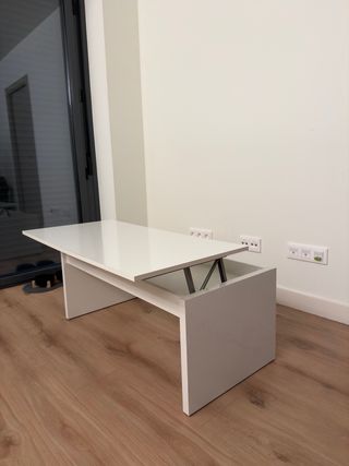 Mesa de salón blanca extensible