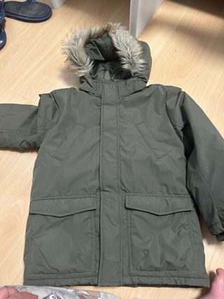 Abrigo niño H&M verde oliva talla 6-8 años