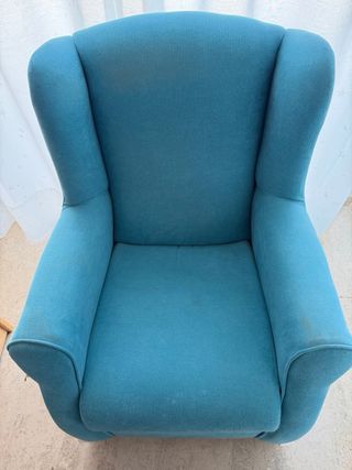 Sillón de lactancia azul