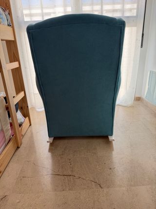 Sillón de lactancia azul