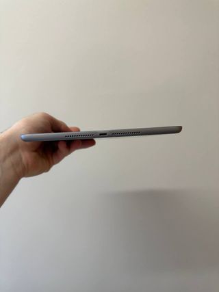 iPad 5ª Gen Wi-Fi 32GB