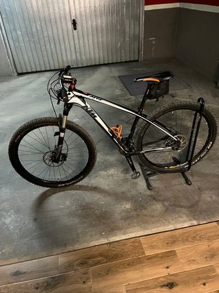 Bicicleta KTM Carbono