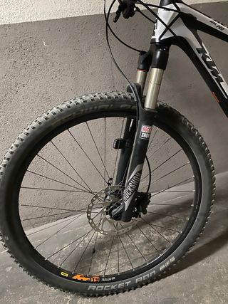 Bicicleta KTM Carbono