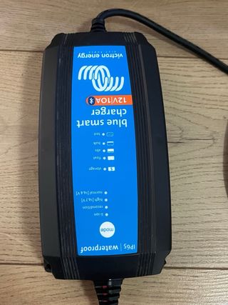 Bateria 100AH Ultracell y cargador Blue smart.