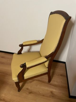 Poltrona vintage pelle gialla e legno