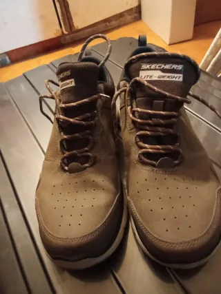 Zapatos Skechers Marrones