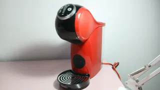 Cafetera Dolce Gusto Roja