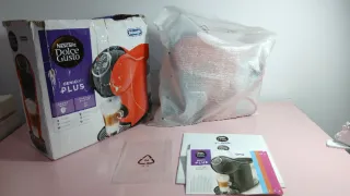 Cafetera Dolce Gusto Roja