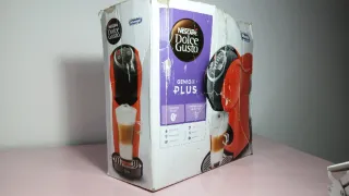 Cafetera Dolce Gusto Roja