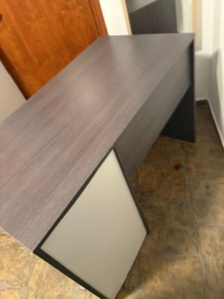 Escritorio moderno para oficina