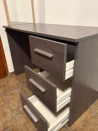 Escritorio moderno para oficina