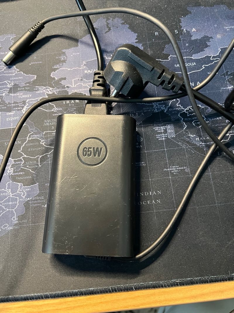 Cargador Dell 65W Para portátil Dell Latitude E644