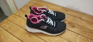 Zapatillas Skechers Mujer Negro/Rosa