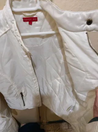 Chaqueta de mujer blanca