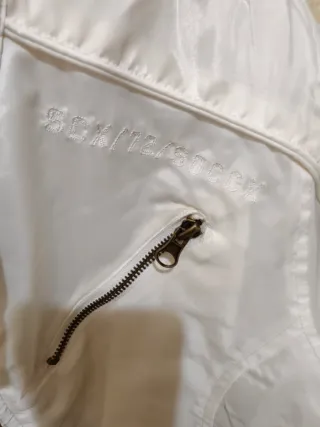 Chaqueta de mujer blanca