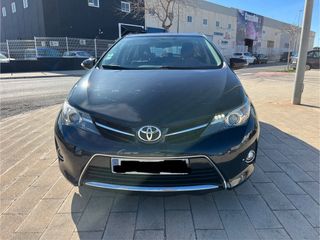 Toyota Auris 2014