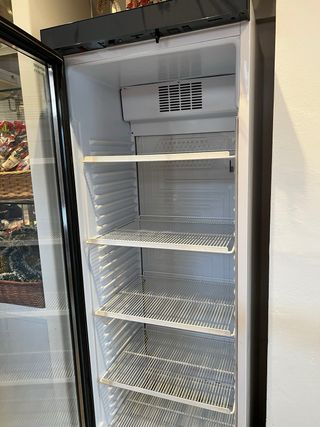 SE VENDE MAQUINARIA SEMINUEVA DE CONFITERÍA